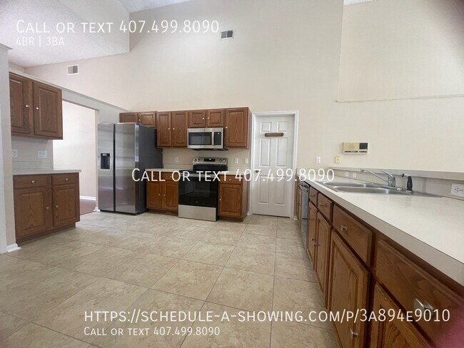 Building Photo - 13413 Splash Court | $2995| 4 beds, 3 full...
