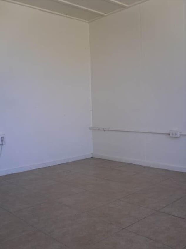 Building Photo - Simple, Practical Living in the Heart of T...