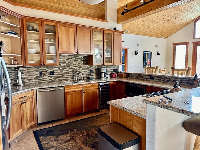 Foto del edificio - 33 Timberline Dr