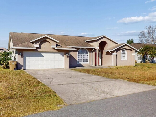 Building Photo - 978 Alsace Dr