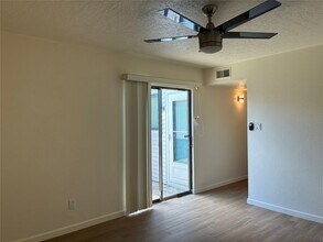 Building Photo - 6401 Deihl Rd