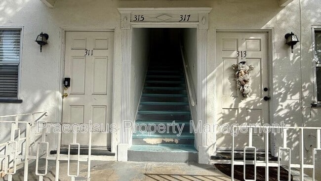 Foto del edificio - 317 E 5th St