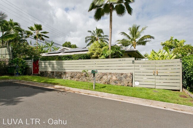 Building Photo - 3 br, 3 bath House - 44-012 Kaimalu Place