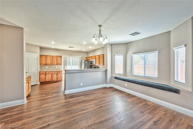 Foto del edificio - 1593 Dark Wolf Ave
