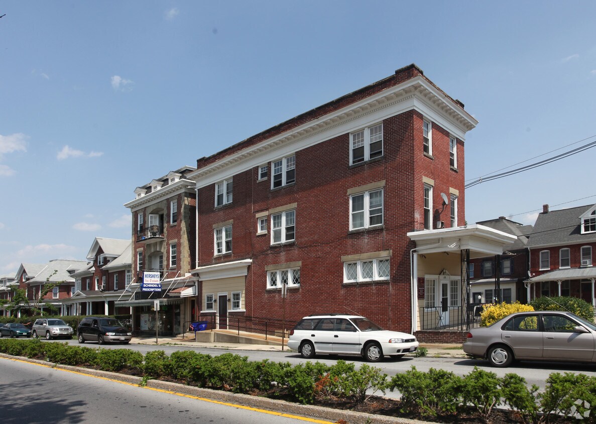 Foto del edificio - 638 Oak Hill Ave