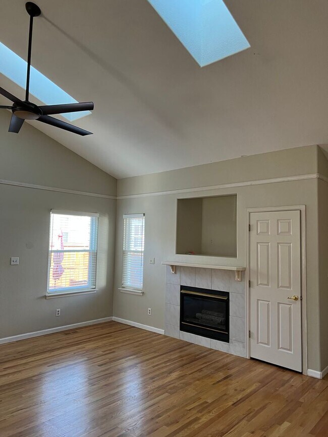 Foto del edificio - Newly Remodeled 3 Bedroom Home in Longmont