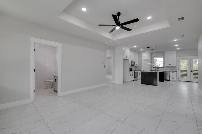 Building Photo - 308 Makaha Dr