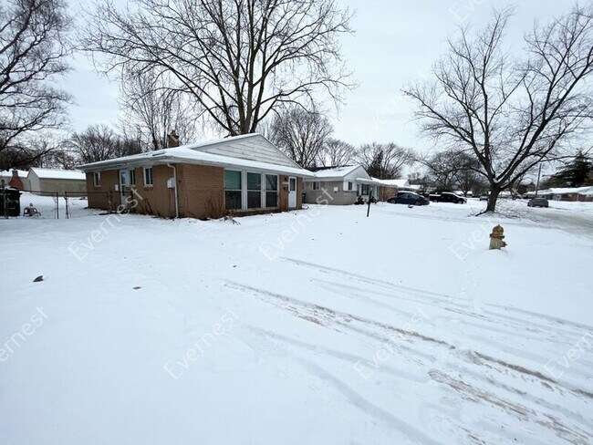 Building Photo - 26167 Andover St