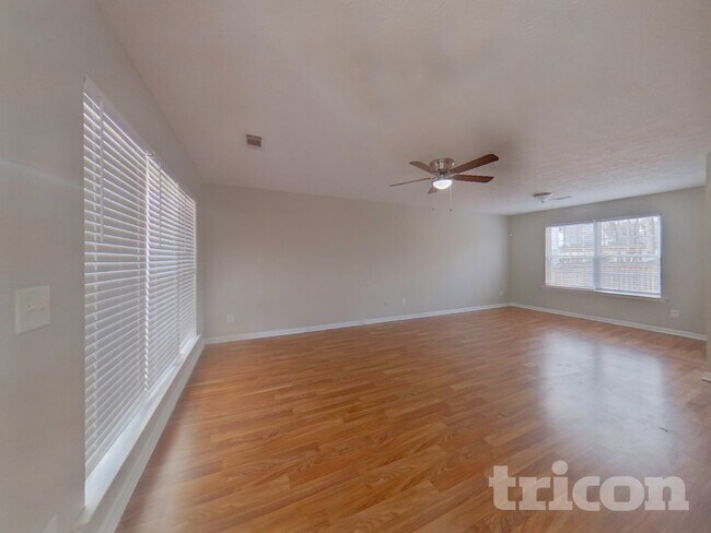 Building Photo - 114 Prescott Ct