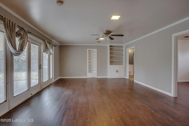 Building Photo - 3608 43rd St