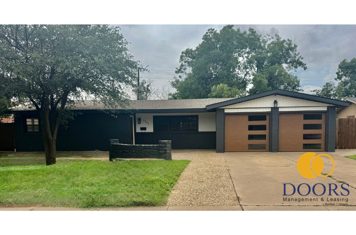 Foto principal - Beautifully Updated 3/2/2 with Open Concep...