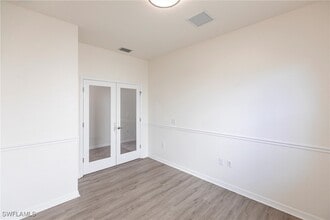 Building Photo - 12763 Fairington Way