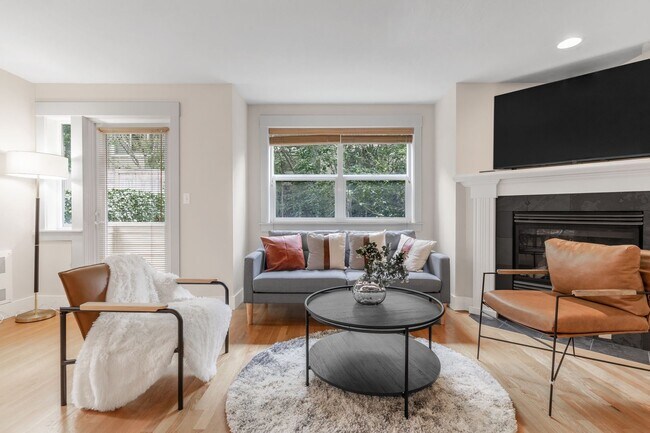 Foto del edificio - Great Townhome for rent