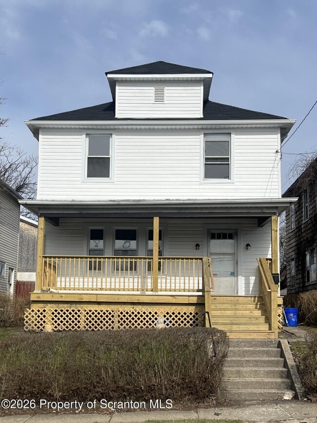1139 Sanderson Ave