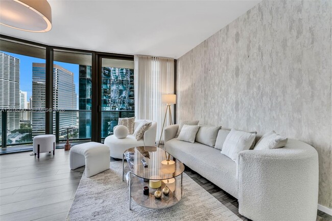 Foto del edificio - 801 S Miami Ave