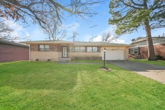 Building Photo - 3812 NW 60th St