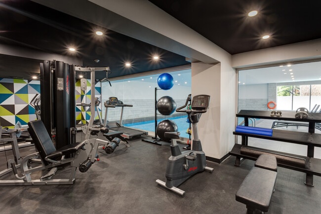 Photo du bâtiment - 625 Milton