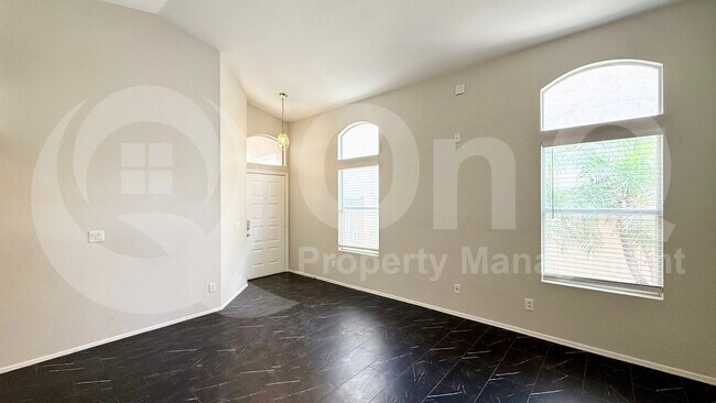 Building Photo - 4927 W Wahalla Ln