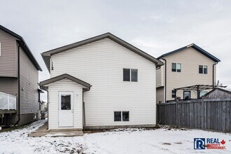 Building Photo - 11221 A 75 Ave