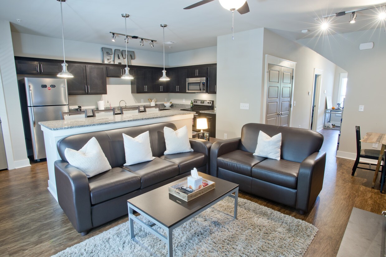 Foto principal - 519 N Clarke St