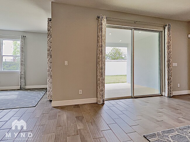 Building Photo - 11306 Emerald Shore Dr