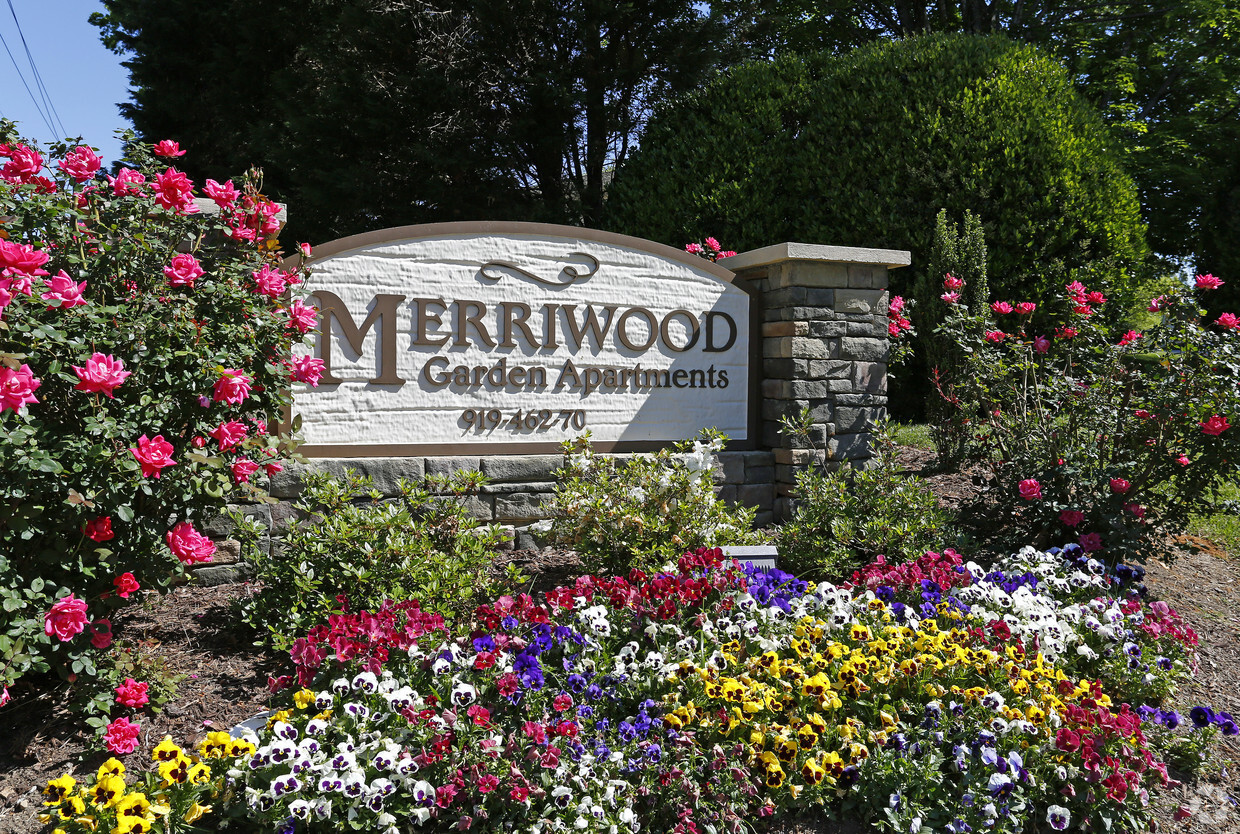 Primary Photo - Merriwood Apartments