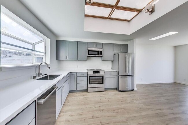 Building Photo - 2137 Lombard St