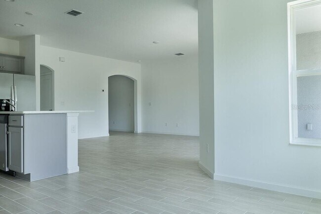 Building Photo - 7071 Lanier Falls Rd