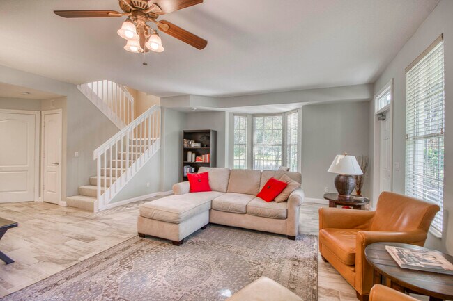 Building Photo - 148 Ashley Ct