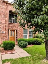 Building Photo - 4621 Fox Sedge Ln