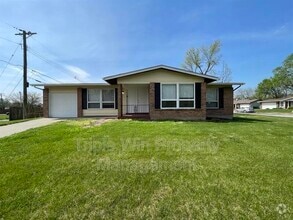 Building Photo - 690 Wiethaupt Rd
