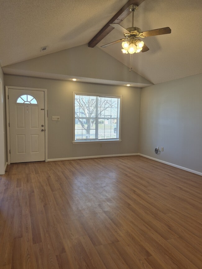 Building Photo - 341 Sawgrass Dr