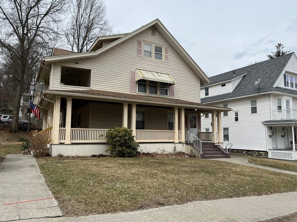 6 Hadwen Ln Unit 1, Worcester, MA 01602 Apartments in Worcester, MA