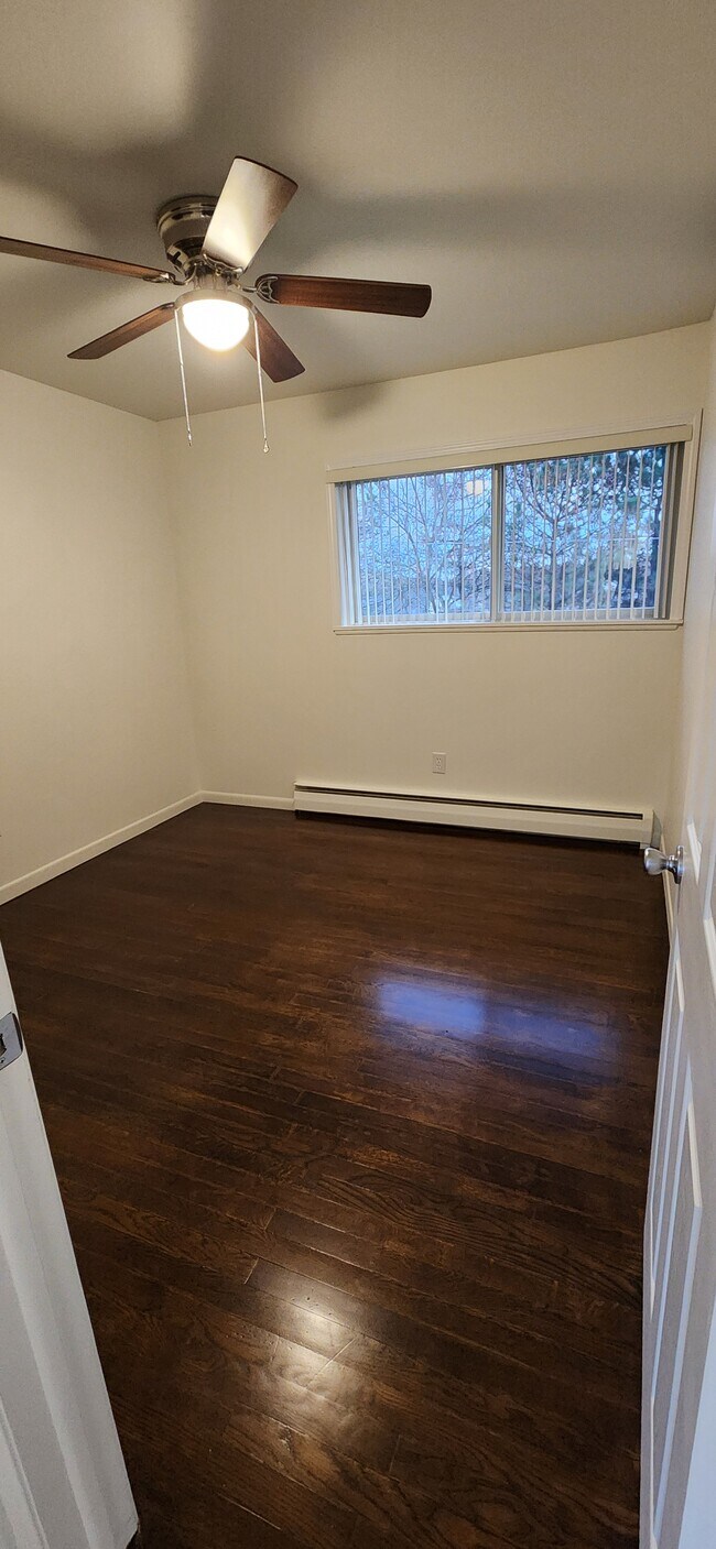 Foto del edificio - 195 Summit View Ct