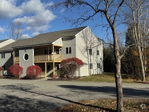 Building Photo - J-80 Purple Finch Rd