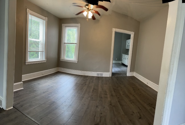 Foto del edificio - 721 W 2nd Ave