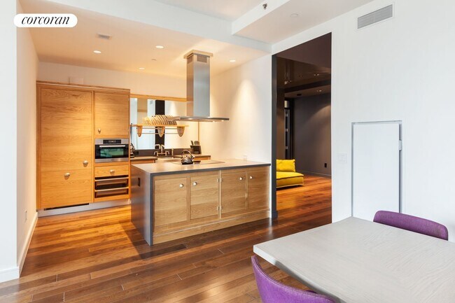 Foto del edificio - 425 W 50th St