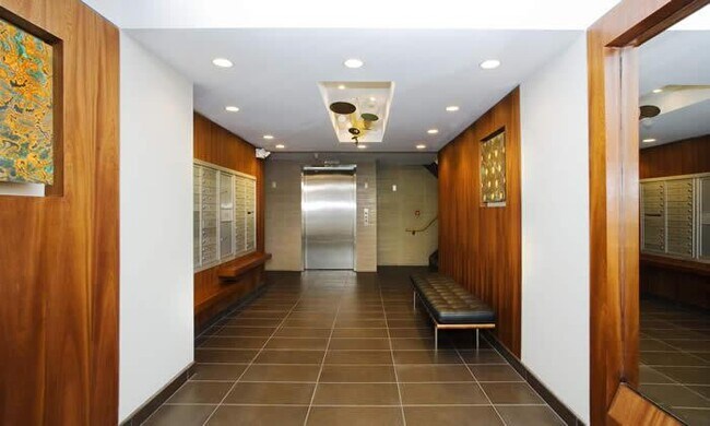Foto del edificio - 340 Franklin St