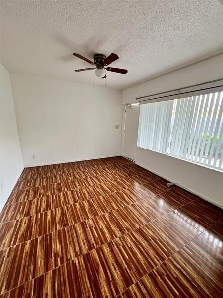Foto del edificio - 2918 N Ocean Blvd