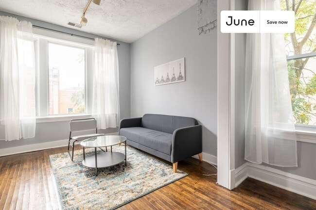 Building Photo - 2250 W North Ave