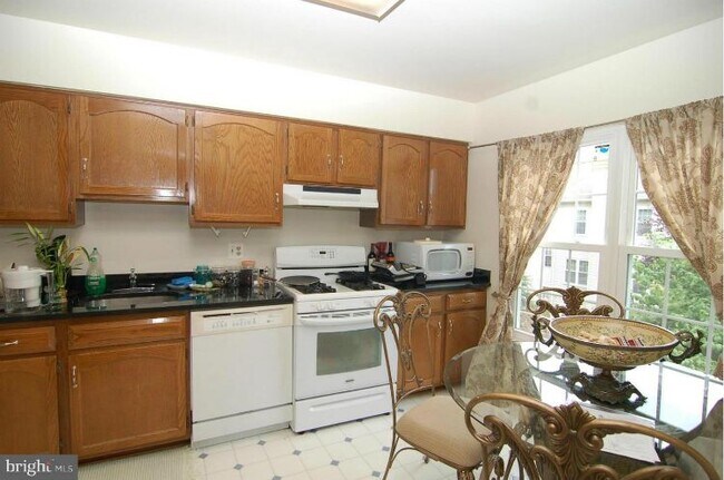 Foto del edificio - 123 Lazy Hollow Dr