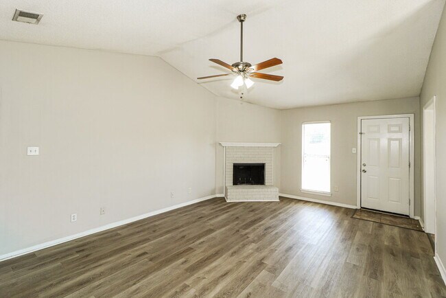 Foto del edificio - 4153 Anderton Blvd