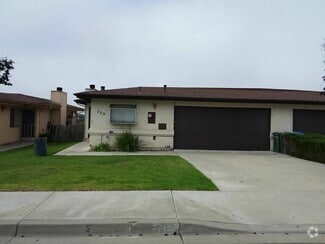 Building Photo - 739 Vista Pacifica Cir