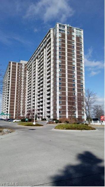 Primary Photo - 12900 Lake Ave
