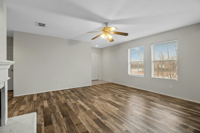 Building Photo - 1201 Lambert Dr