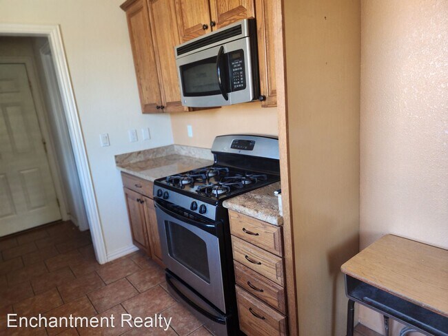 Foto del edificio - 3 br, 2 bath House - 1410 E Pine St