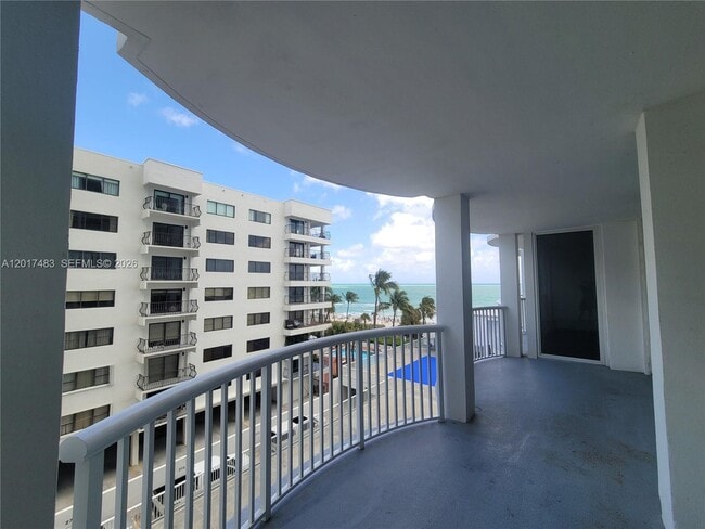 Building Photo - 5401 Collins Ave