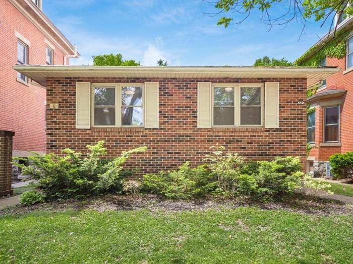 Primary Photo - 285-287-287 E Deshler Ave