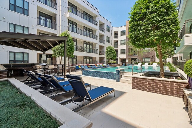 Piscina - The Hopkins