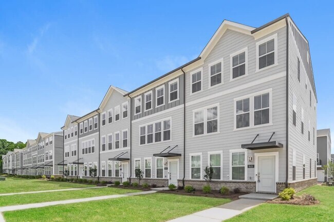 Building Photo - 5113 Ragsdale Dr